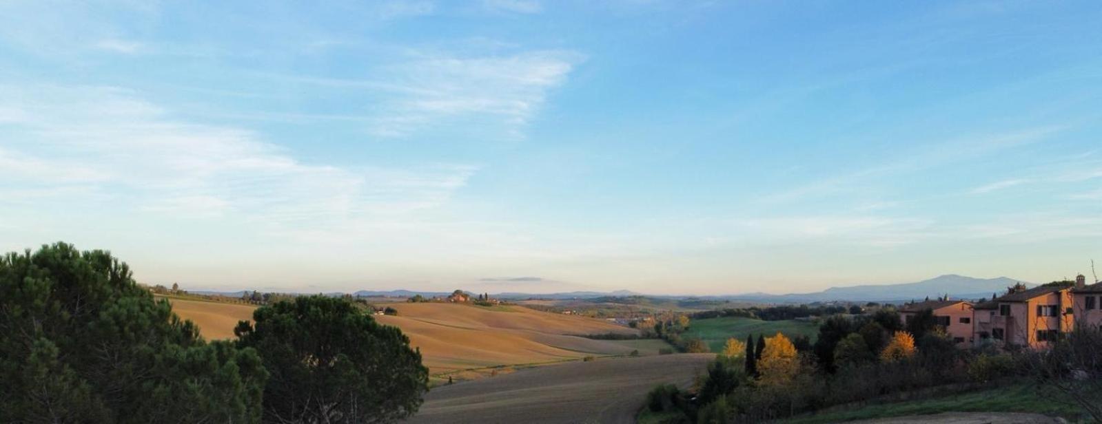 Agriturismo La Terrazza Sul Mangia Сиена Экстерьер фото