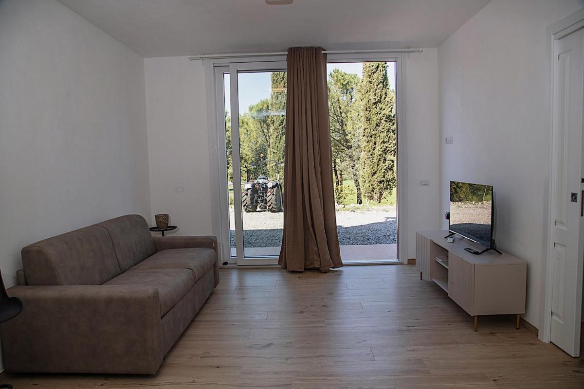 Agriturismo La Terrazza Sul Mangia Сиена Экстерьер фото